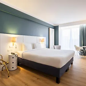 vizitați hotelul