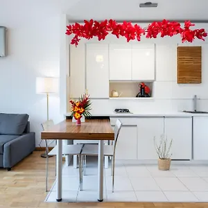  Apartament Lazynest - Modern With Parking & Balcony