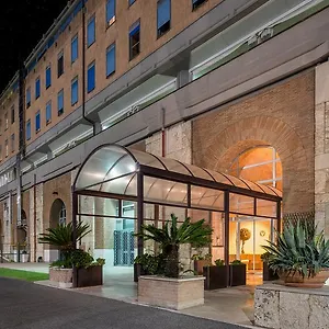 vizitați hotelul